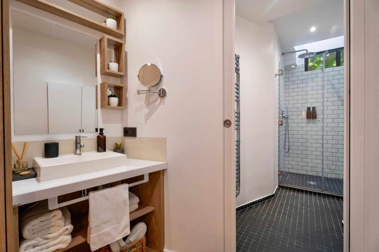 Appartement Cosy A 9 Min A Pied De La Cathedrale Notre Dame París Exterior foto